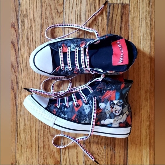 Converse Chuck Taylor All Star High x DC Comics Harley Quinn EUC - Picture 1 of 14